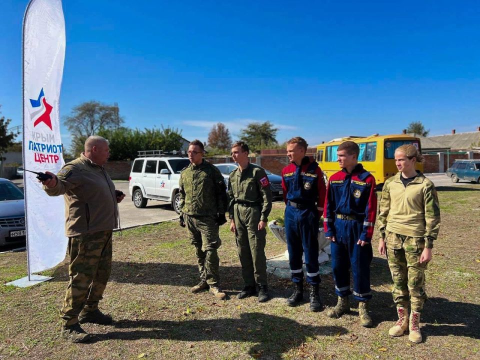 В Херсонской области прошли военно-патриотические мастер-классы и эстафета «Молодежь двух морей» В Херсонской области прошли военно-патриотические мастер-классы и эстафета «Молодежь двух морей»