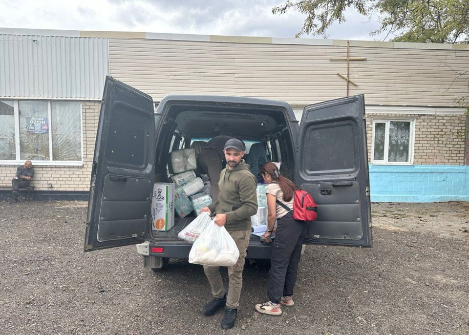 Каховский ТОС «Мечта» получил очередную партию гуманитарной помощи от благотворительного фонда «Добрый ангел» Каховский ТОС «Мечта» получил очередную партию гуманитарной помощи от благотворительного фонда «Добрый ангел»