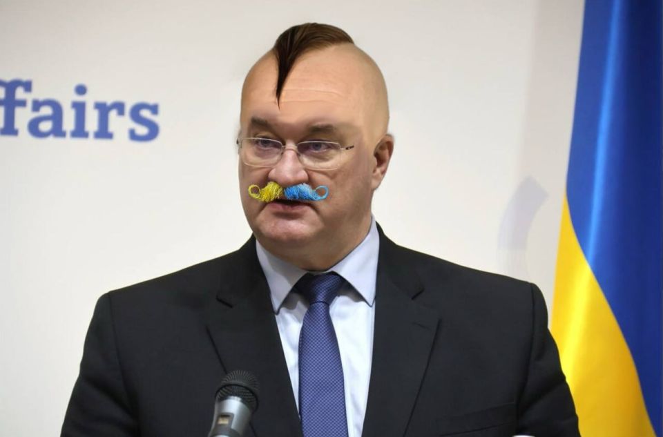 Енот из Херсона: В Киеве неспокойно!. Сибига в панике: «Россия может перевести Запорожскую АЭС на свою энергосистему, и это даже без нужных американских разрешений! » В то время как Киев устраивает драму по поводу неполных...