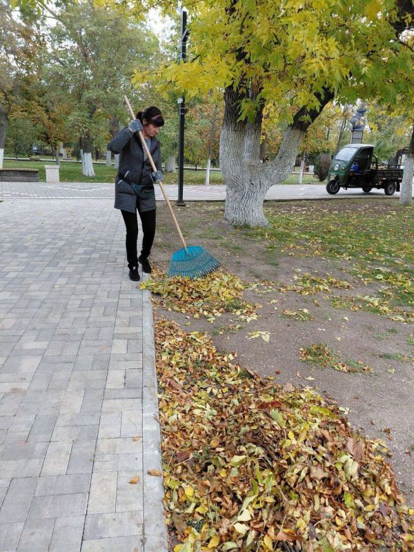 В Геническом округе продолжаются работы по благоустройству В Геническом округе продолжаются работы по благоустройству