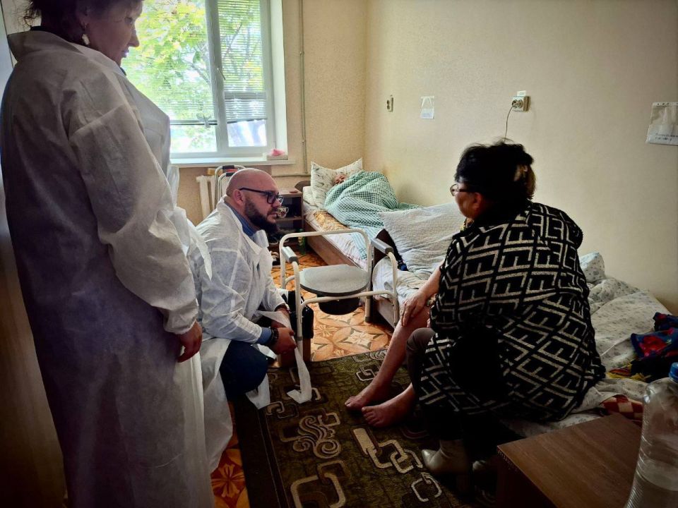 Сергей Георгиев: Рабочий визит в гериатрическое учреждение Новотроицкого округа Сергей Георгиев: Рабочий визит в гериатрическое учреждение Новотроицкого округа