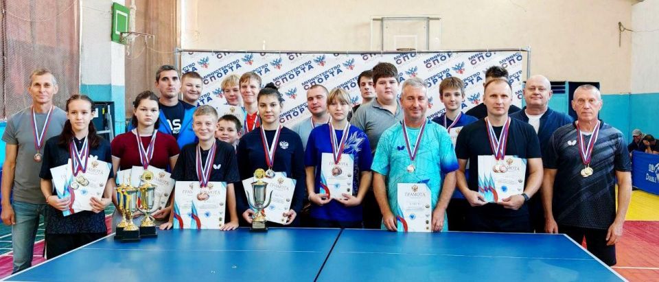 Чемпионат тенниса в Геническе: победители определены