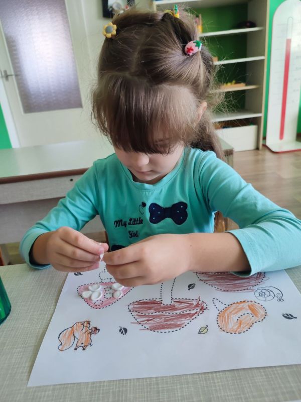 Детсадовцев из Благодатного учили различать грибы Детсадовцев из Благодатного учили различать грибы