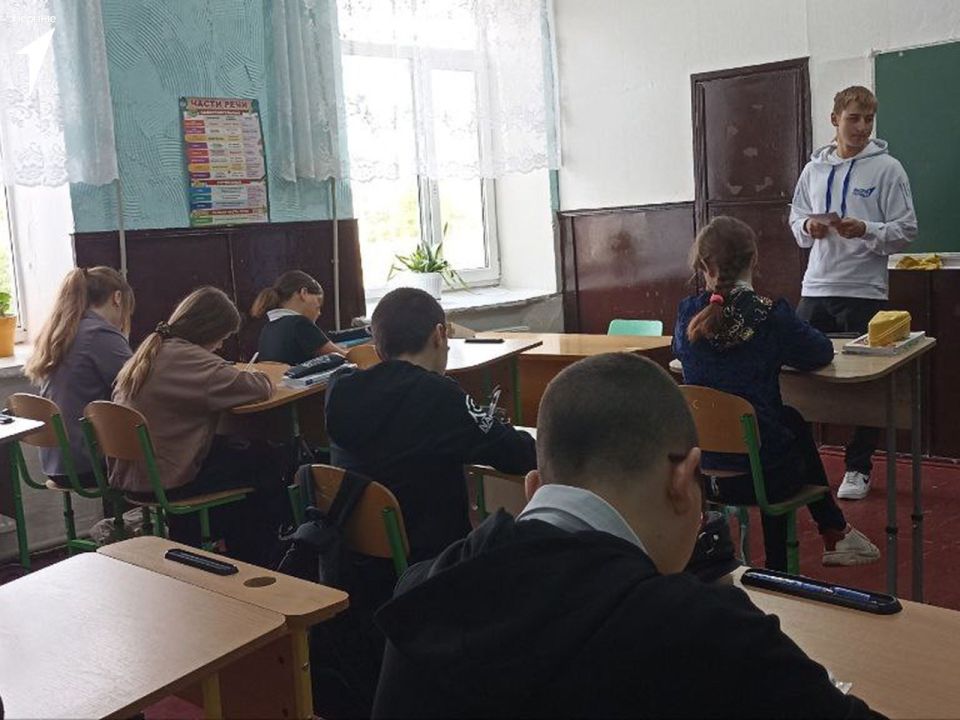 Показываем в нашей фотоподборке, как прошел день самоуправления в Григорьевской, Добропольской и Круглоозерской школах