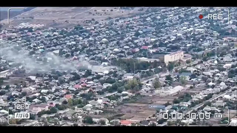 В районе Белозерки, Херсонской области, российская артиллерия нанесла удары по позициям украинских войск