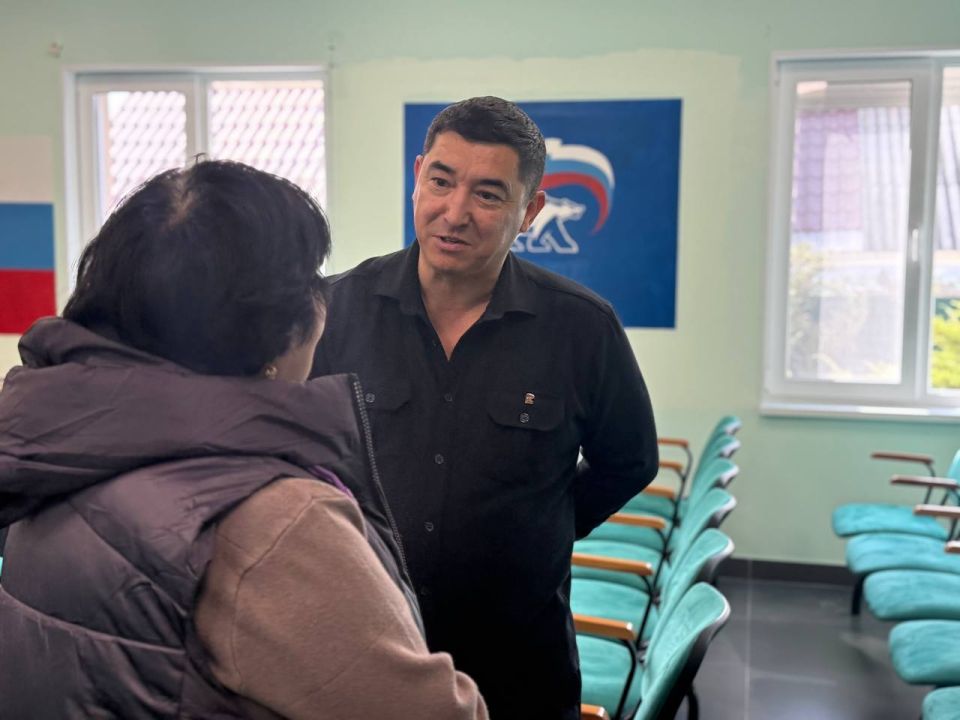 Энвер Абдураимов: В Каланчаке прошёл приём граждан: более 50 обращений взяты в работу Энвер Абдураимов: В Каланчаке прошёл приём граждан: более 50 обращений взяты в работу