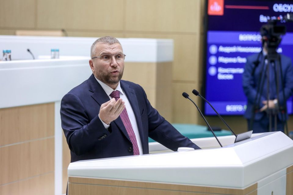 Константин Басюк: 597 Пленарное заседание Совета Федерации Константин Басюк: 597 Пленарное заседание Совета Федерации