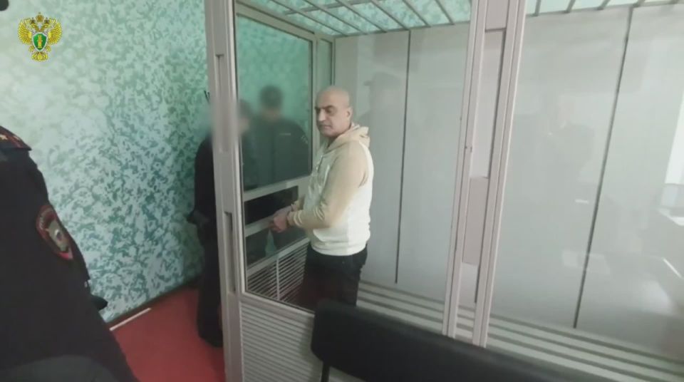 Сегодня Херсонский областной суд приговорил гражданина Армении Армена Баляна к 12 годам лишения свободы за участие в боях на стороне ВСУ в качестве наемника