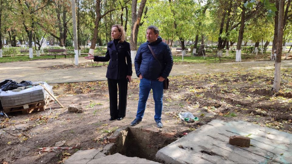 Ольга Осипенко: Посетила парк Троицкий с депутатским контролем Ольга Осипенко: Посетила парк Троицкий с депутатским контролем