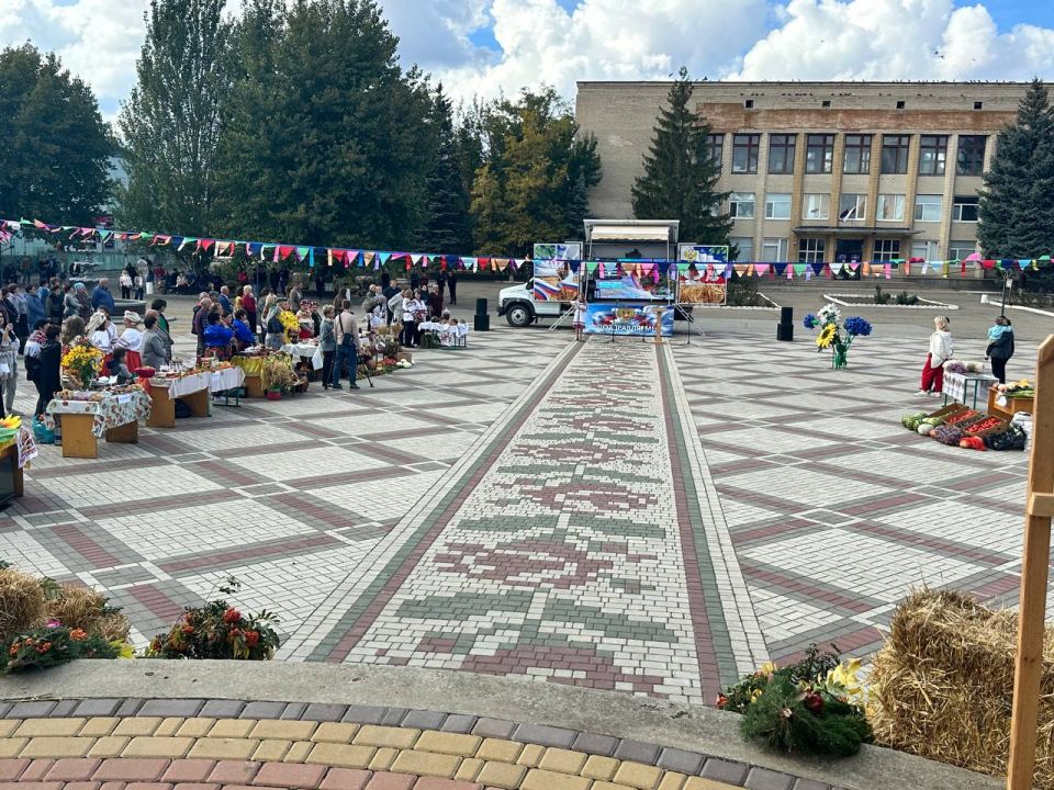 Сегодня пятница, и мы с радостью подводим итоги уходящей недели, которая подарила нам множество ярких событий и положительных эмоций Сегодня пятница, и мы с радостью подводим итоги уходящей недели, которая подарила нам множество ярких событий и положительных эмоций