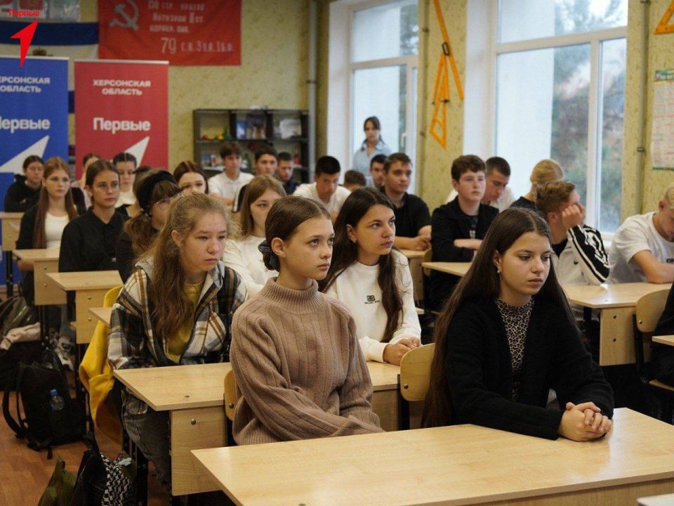 Татьяна Кузьмич провела диалог с молодёжью о традиционных ценностях Татьяна Кузьмич провела диалог с молодёжью о традиционных ценностях