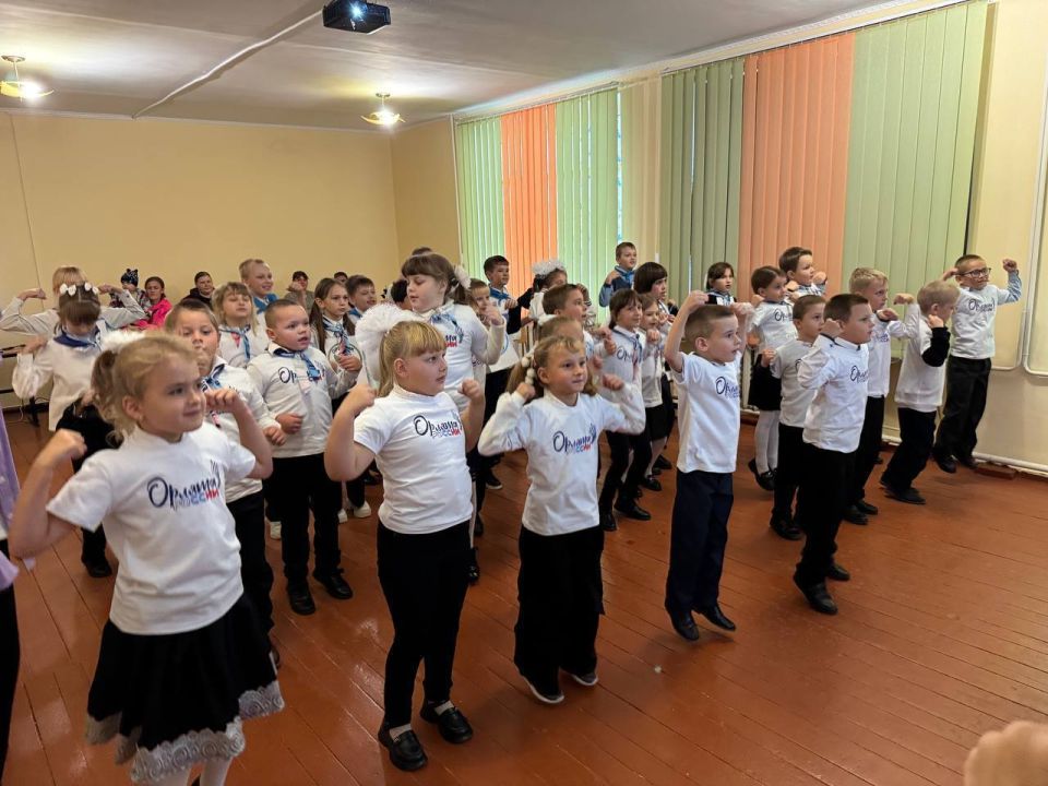Александр Дудка: Торжественное мероприятие по случаю вступления учащихся в отряд «Орлята России» Александр Дудка: Торжественное мероприятие по случаю вступления учащихся в отряд «Орлята России»