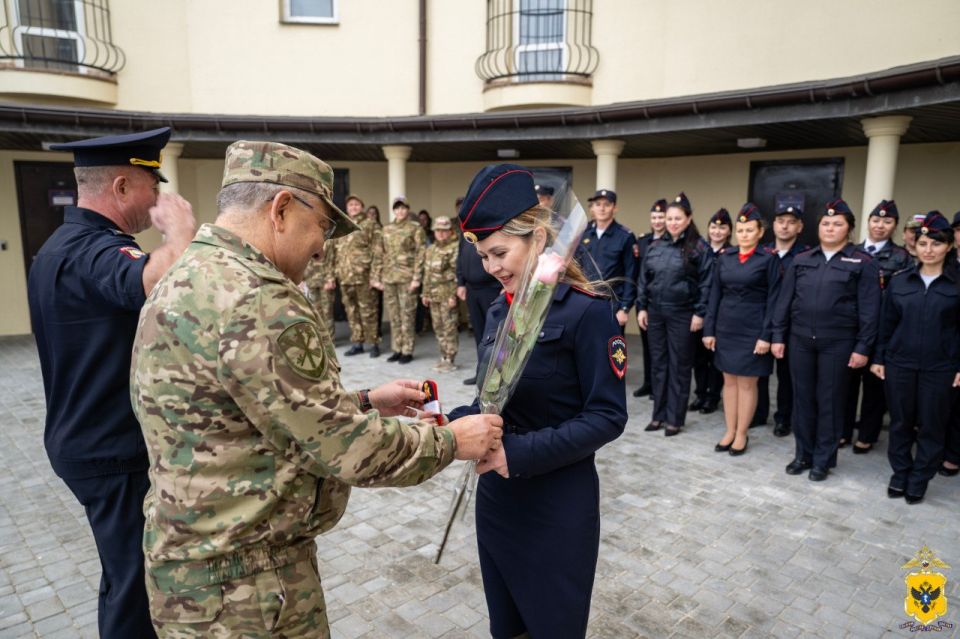 В Херсонской области в честь профессионального праздника награждены сотрудники кадровой службы регионального главка В Херсонской области в честь профессионального праздника награждены сотрудники кадровой службы регионального главка