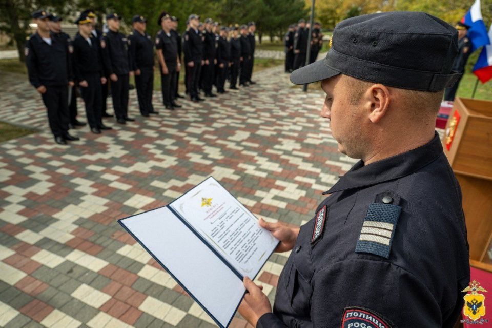 В Херсонской области приняли Присягу молодые сотрудники полиции В Херсонской области приняли Присягу молодые сотрудники полиции
