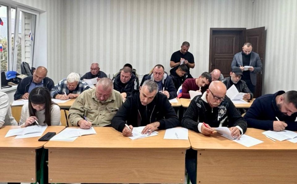 В Геническом районе, в селе Червонное, прошёл “Агродиктант–2025” В Геническом районе, в селе Червонное, прошёл “Агродиктант–2025”
