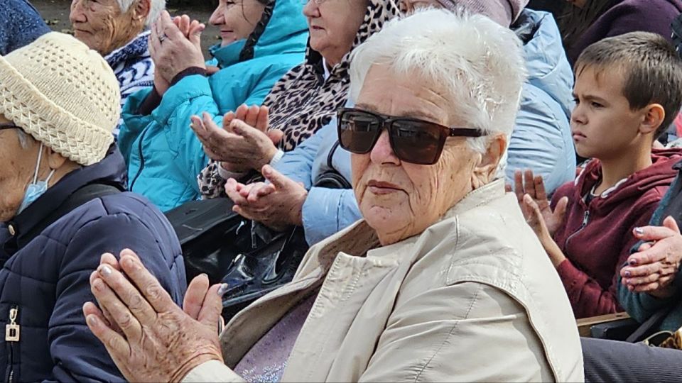 Александр Дудка: Антоновка: праздник, угощения и теплые поздравления Александр Дудка: Антоновка: праздник, угощения и теплые поздравления
