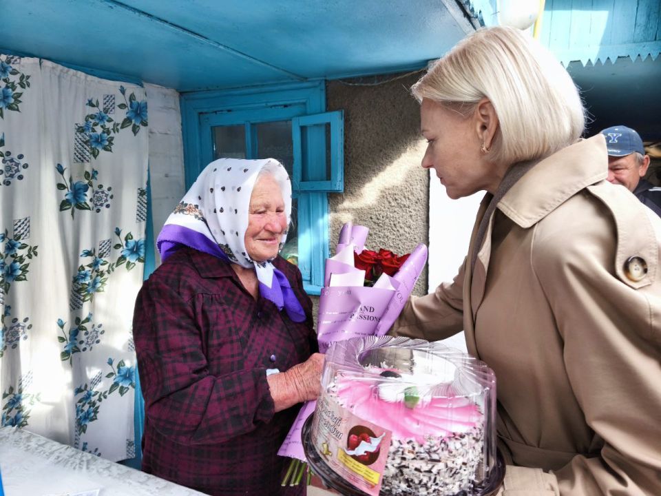 Поздравления с 90-летием Дине Павловне Богатырёвой! Поздравления с 90-летием Дине Павловне Богатырёвой!