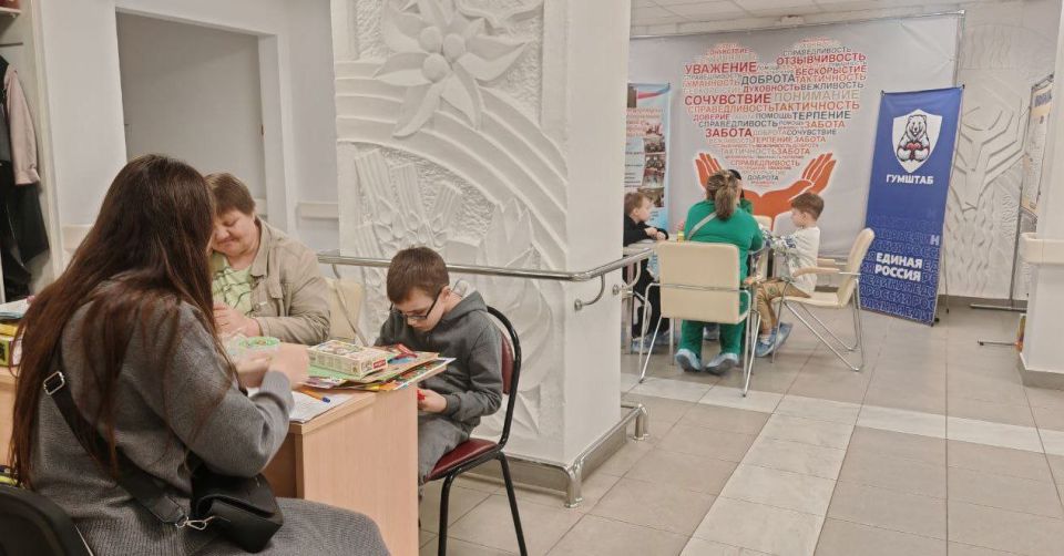 По инициативе Гумштаба "Единой России" специалисты из Москвы, Краснодарского края и центра "Ирис" обследовали детей из Херсонской и Курской областей, ДНР и ЛНР По инициативе Гумштаба "Единой России" специалисты из Москвы, Краснодарского края и центра "Ирис" обследовали детей из Херсонской и Курской областей, ДНР и ЛНР