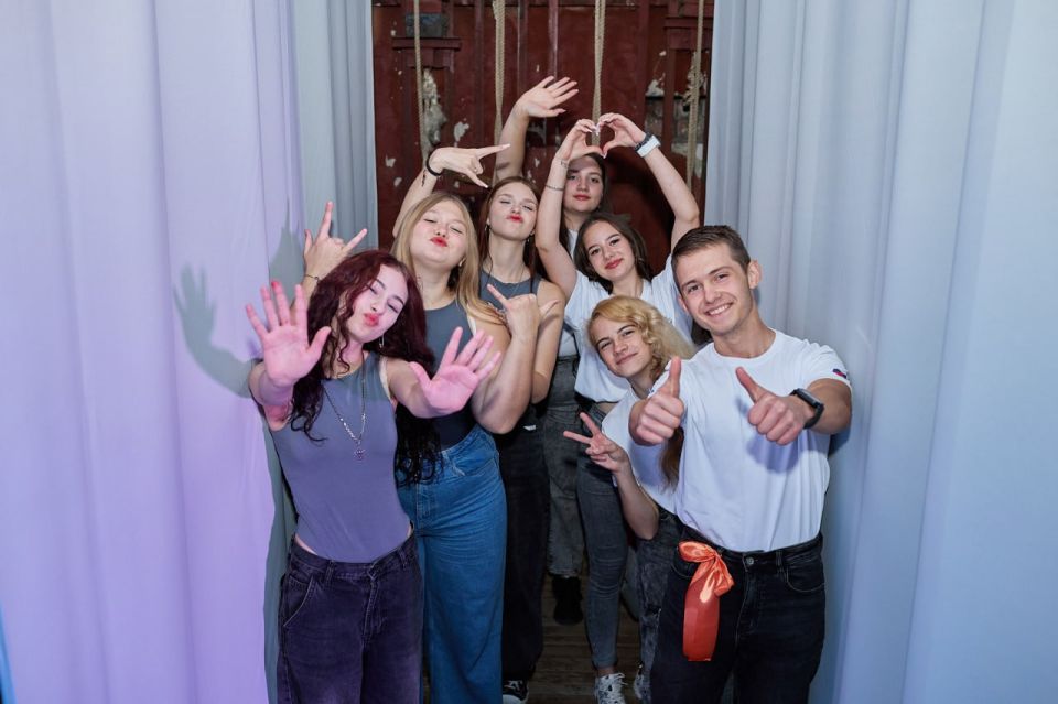 Осенний кубок КВН: 120 человек на одной сцене! Осенний кубок КВН: 120 человек на одной сцене!