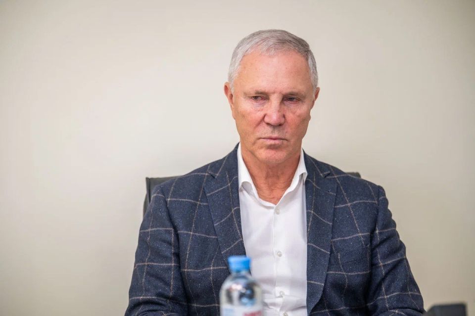 Владимир Сальдо: Провёл совещание с руководителями Минобразования, Минздрава и Минстроя — обсудили выполнение поручений Президента и некоторые важные проекты Владимир Сальдо: Провёл совещание с руководителями Минобразования, Минздрава и Минстроя — обсудили выполнение поручений Президента и некоторые важные проекты
