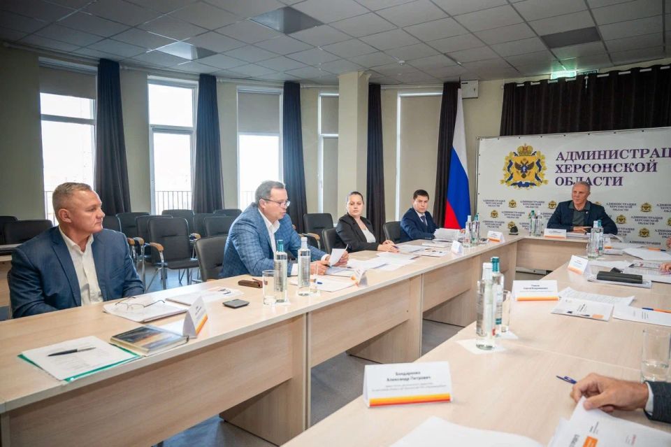 Владимир Сальдо в рамках заседания наблюдательного совета Фонда развития промышленности рассмотрел 2 бизнес-проекта Владимир Сальдо в рамках заседания наблюдательного совета Фонда развития промышленности рассмотрел 2 бизнес-проекта