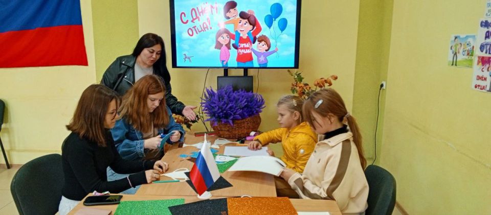 В учреждениях культуры села Тавричанка прошли творческие мастер-классы ко Дню отца В учреждениях культуры села Тавричанка прошли творческие мастер-классы ко Дню отца