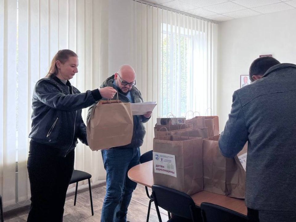 Сергей Георгиев: Забота и поддержка: детям прифронтовых территорий передали подарки в Рубановке Сергей Георгиев: Забота и поддержка: детям прифронтовых территорий передали подарки в Рубановке