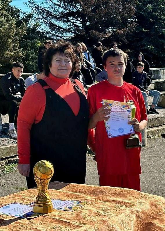 � ������������ ��������� ��������� ������ �� �������, ����������� 50-����� ������� �����