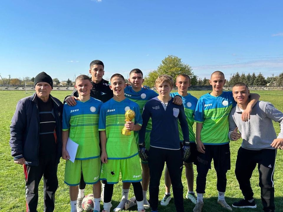 � ������������ ��������� ��������� ������ �� �������, ����������� 50-����� ������� �����