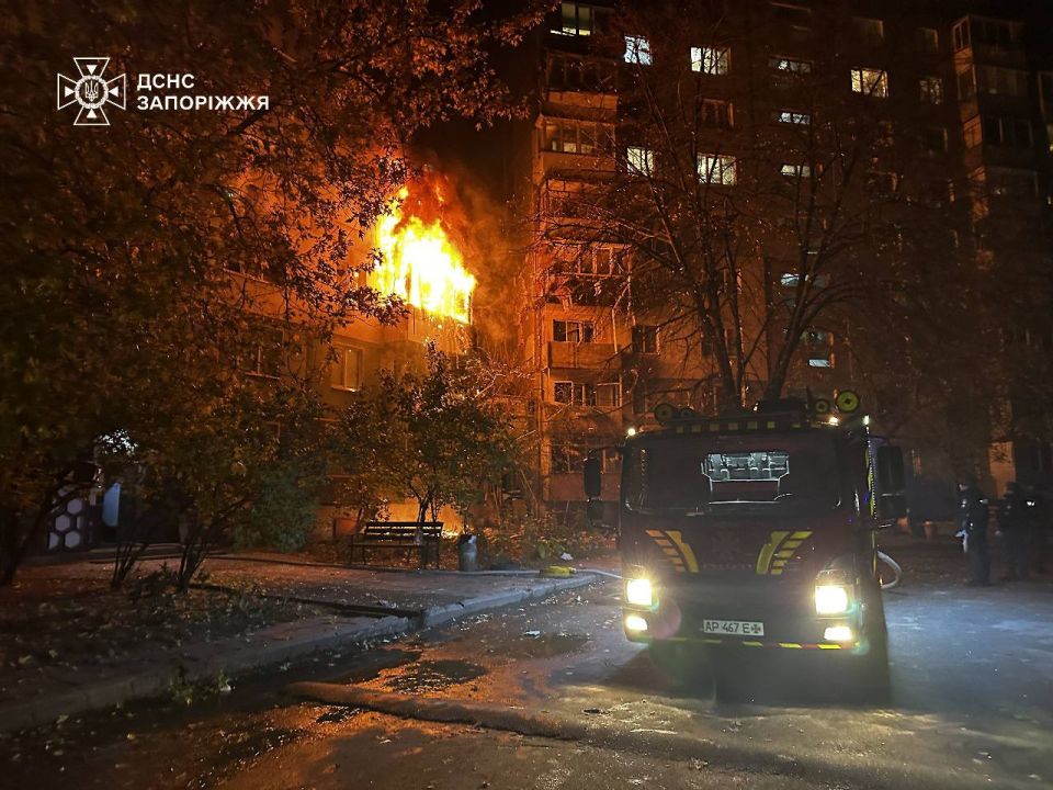 Запорожье. 13 пострадавших.Прилетело по инфраструктуре Запорожье. 13 пострадавших.Прилетело по инфраструктуре