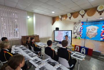 Владимир Сальдо: Студенты ХГПУ запустили цикл образовательных встреч со школьниками Херсонской области, посвящённых борьбе с фашизмом