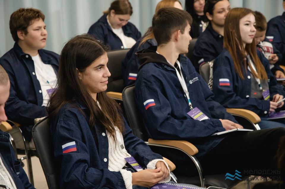 На Херсонщине появится передвижная выставка юных художников На Херсонщине появится передвижная выставка юных художников