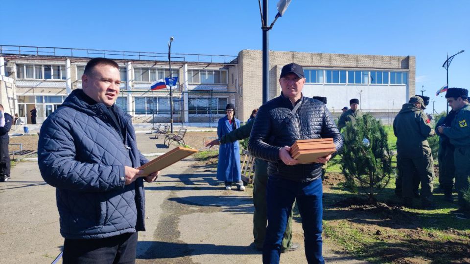 Виталий Титаренко: Юные боксеры округа награждены благодарностями Виталий Титаренко: Юные боксеры округа награждены благодарностями