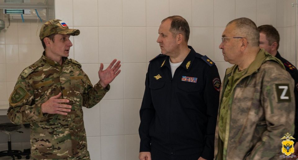 Главное управление МВД России по Херсонской области с рабочей поездкой посетил генерал-лейтенант полиции Вадим Казьмин