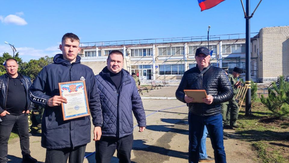 Виталий Титаренко: Юные боксеры округа награждены благодарностями Виталий Титаренко: Юные боксеры округа награждены благодарностями
