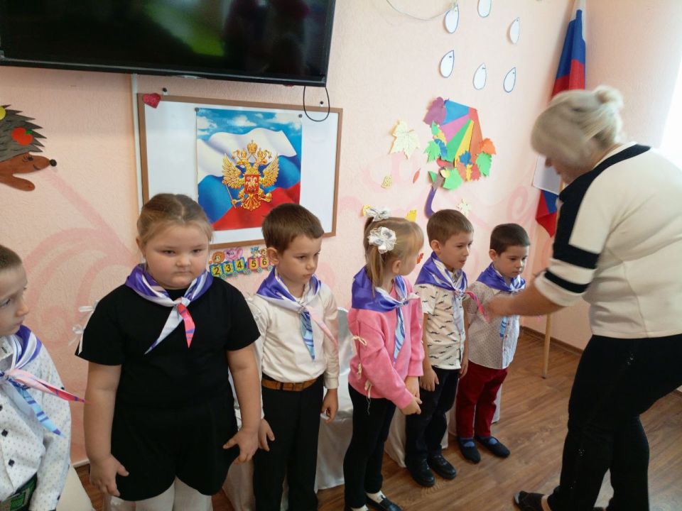 Посвящение дошколят в Орлята России Посвящение дошколят в Орлята России