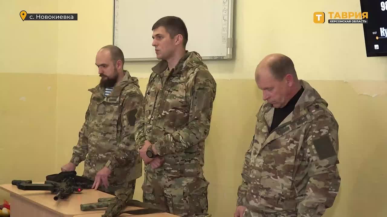 Для воспитанников Новокиевского социально-реабилитационного центра прошел Урок мужества, посвященный Дню подразделений специального назначения
