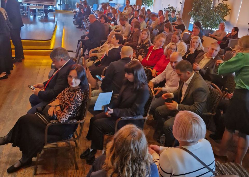 Торгово-закупочная сессия в Симферополе: Херсонский Минпромторг в центре деловых переговоров Торгово-закупочная сессия в Симферополе: Херсонский Минпромторг в центре деловых переговоров