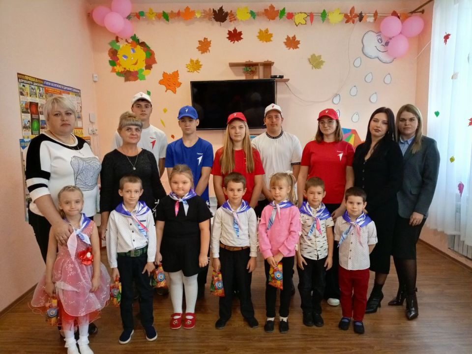 В Тарасовском детском саду "Светлячок" Алешкинского округа состоялось посвящение дошколят в Орлята России В Тарасовском детском саду "Светлячок" Алешкинского округа состоялось посвящение дошколят в Орлята России