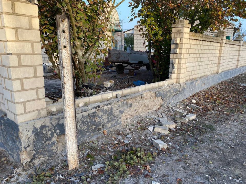 Четверо мирных жителей Алешкинского округа погибли за неделю из-за обстрелов ВСУ Четверо мирных жителей Алешкинского округа погибли за неделю из-за обстрелов ВСУ