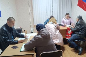 Юристы Госюрбюро провели бесплатные консультации в Каховском округе