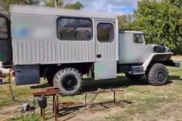 Десантники переоборудовали «Урал» в мобильную ремонтную мастерскую
