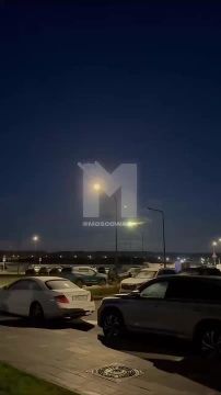 Над Москвой пролетел яркий неопознанный летающий объект, предположительно, метеорит