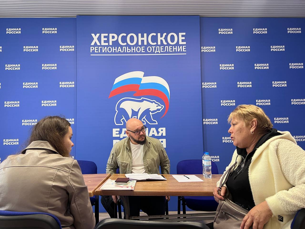 Сергей Георгиев: Провел прием граждан в общественной приемной Херсонского отделения партии «Единая Россия»