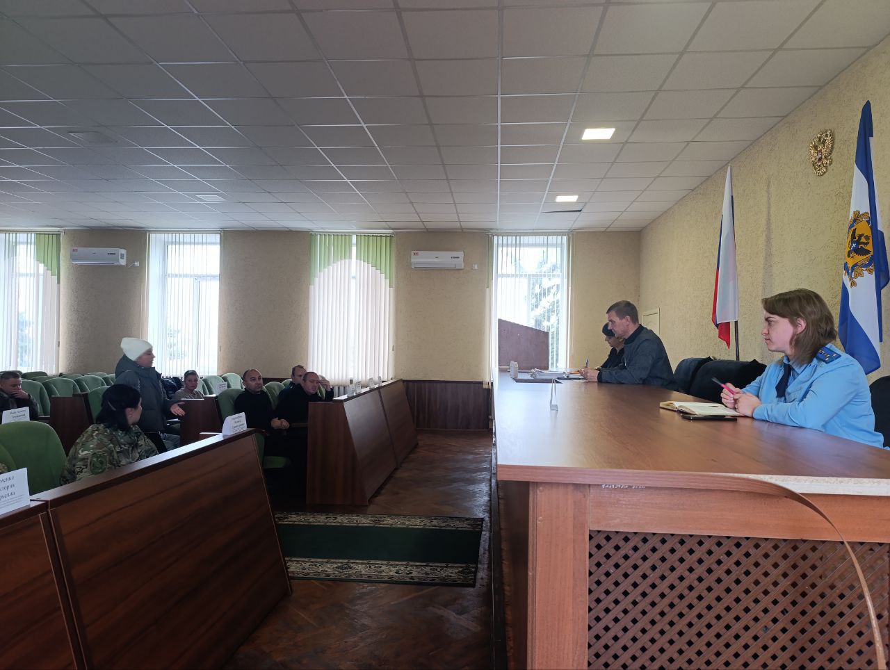 Заседание КДН в Геническом округе: профилактика, образование и правонарушения Заседание КДН в Геническом округе: профилактика, образование и правонарушения