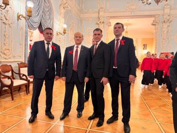 Рамиль Замалетдинов: Сегодня в Колонном зале Дома союзов прошёл праздничный концерт, посвящённый 107-й годовщине Ленинского комсомола