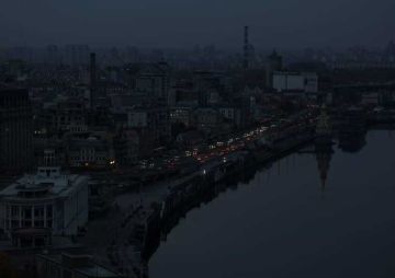 Украину ждёт повсеместный блэкаут, заявил глава Союза потребителей коммунальных услуг Украины Олег Попенко