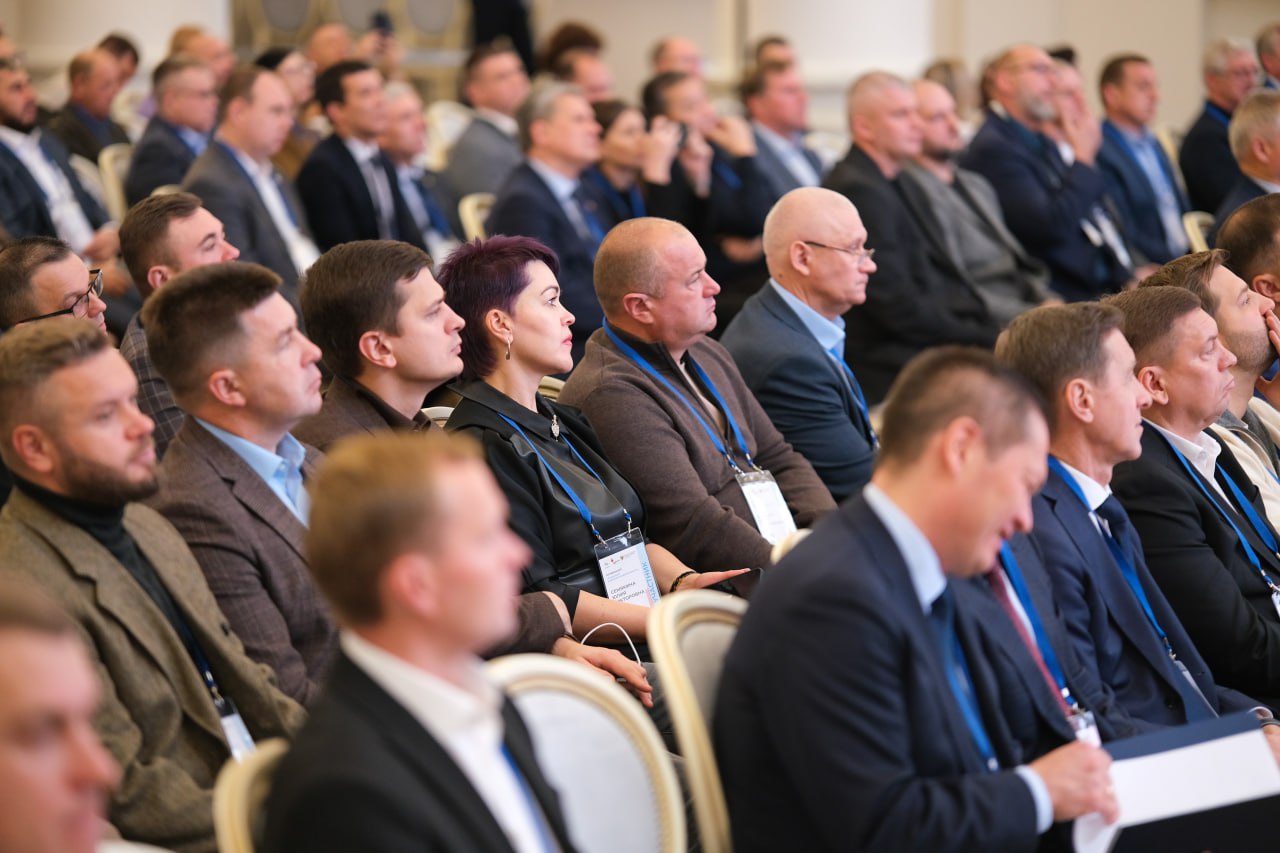 Глава Генического округа приняла участие в конференции «Транспорт и дорожная деятельность» в Москве Глава Генического округа приняла участие в конференции «Транспорт и дорожная деятельность» в Москве