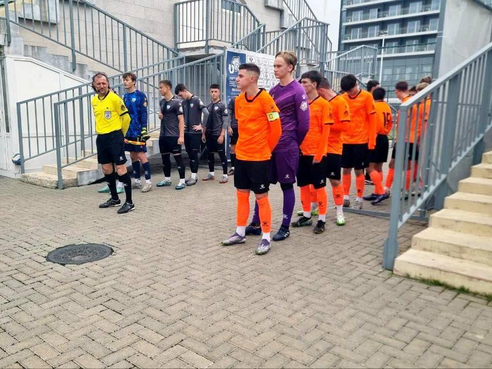 Сборная Херсонской области одержала победу над лидером турнира в чемпионате «Содружество»