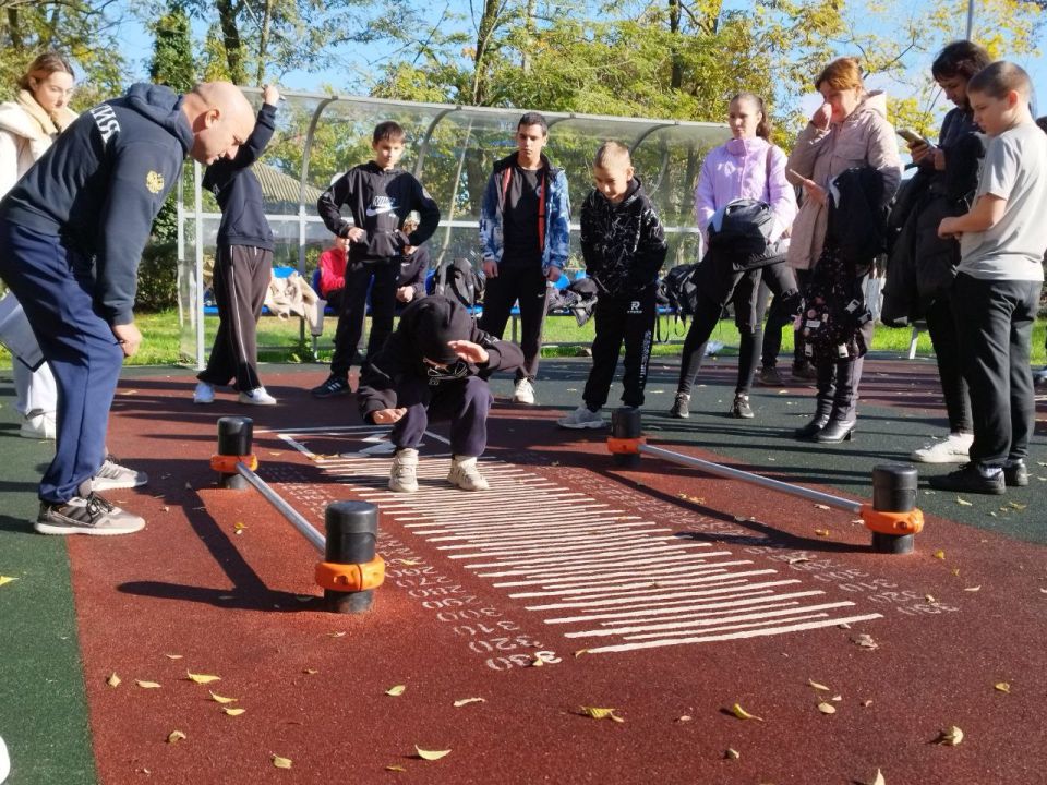 � ������� ������������ ���������� ����� ���������-������������� �����������, ��������� �������� � ���������������� ���� �����������